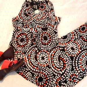 ESSENTIALS BLACK MOSAIC EMPIRE WAIST MAXIDRESS SIZE SMALL